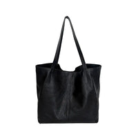 Bolsa feminina preta grande tipo shopper em couro legítimo ideal para trabalho e dia a dia