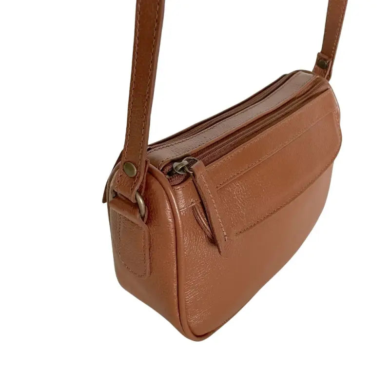 Bolsa transversal em couro legítimo floater caramelo | dupla divisão, detalhe do couro e zíper