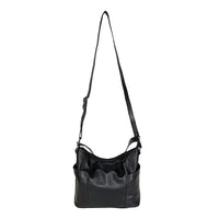 Bolsa Hobo em Couro Legítimo Floater Preta | Alça Dupla e Bolsos Celular