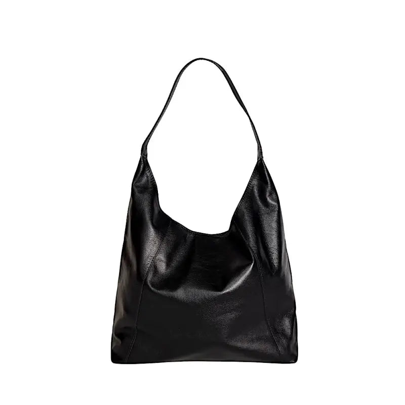 Bolsa hobo feminina preta em couro legítimo floater exibindo os recortes geométricos com costura em diagonal.