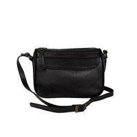 Bolsa transversal feminina preta em couro legítimo floater com detalhes em metal ouro velho.