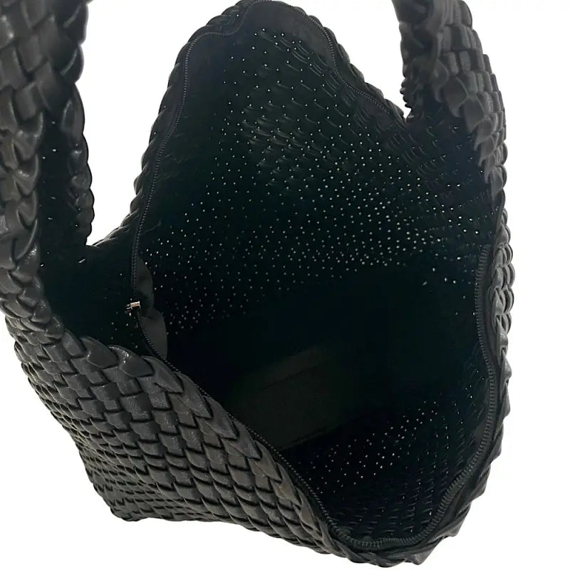 Interior da bolsa hobo sem a bag interna.