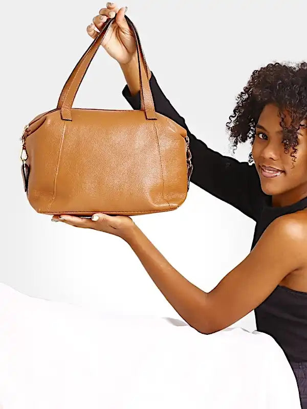 Bolsa em couro natural caramelo