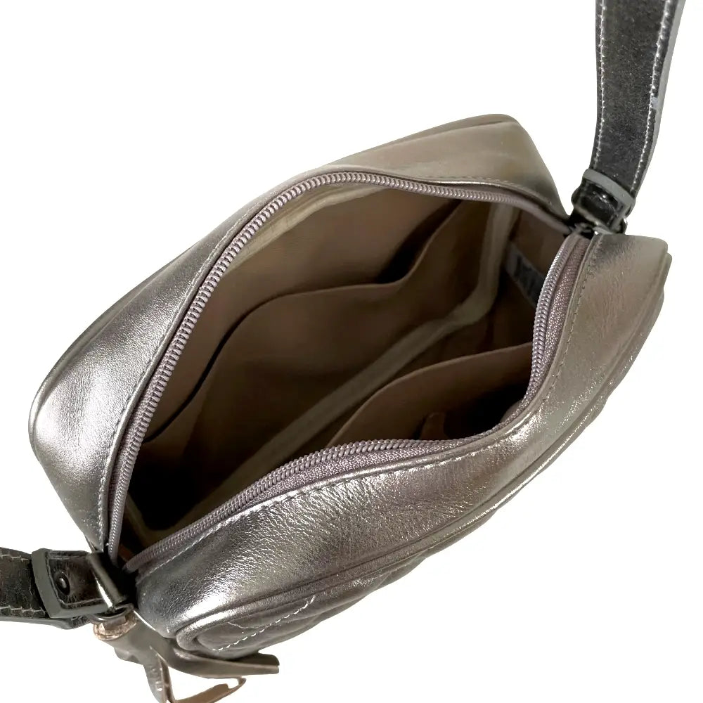 Bolsa Tiracolo Pequena Couro Matelassê Prata - Vegana