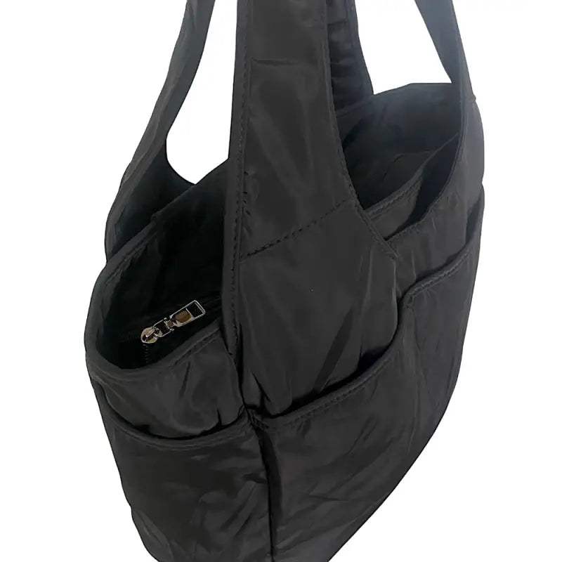 Bolsa tote em nylon preto | Bolso frontal e lateral