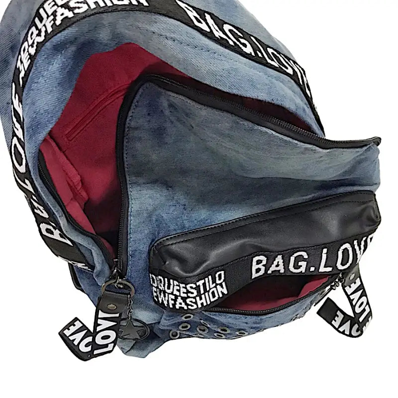 Mochila urbana feminina jeans azul: o acessório