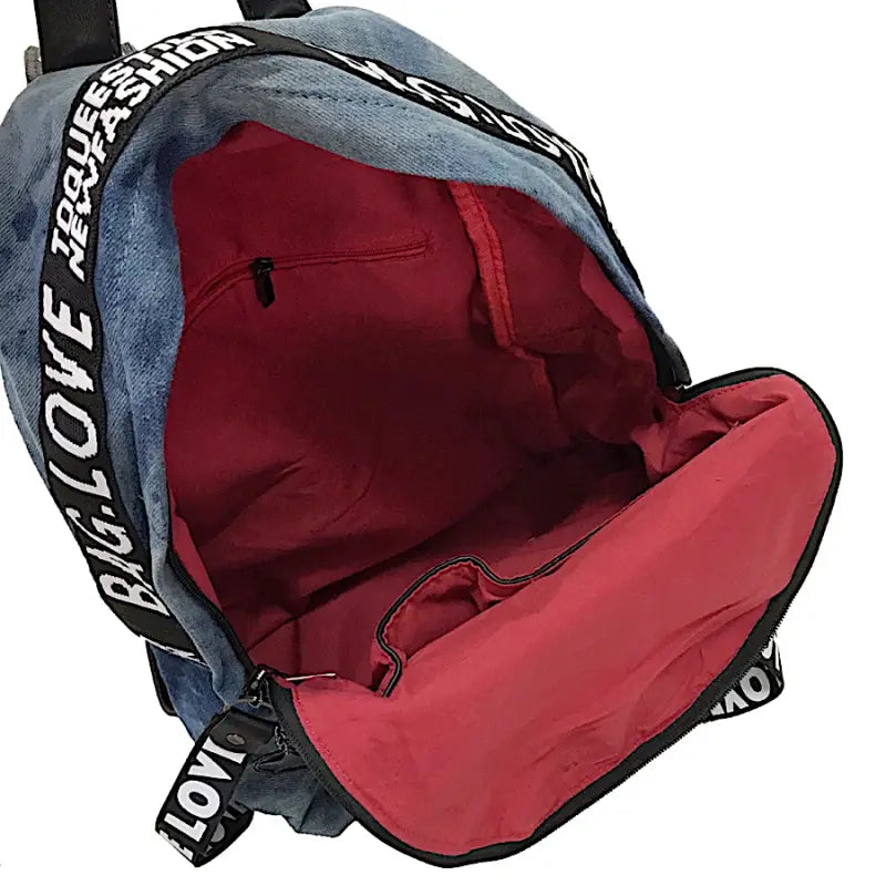 Mochila urbana feminina jeans azul: o acessório